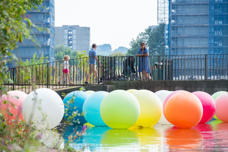 “Balloons” art installation on Southmere Lake by artists Nathalie Coste and Selina Fukuda as part of the Thamesmead Markets in summer 2020 which were led by a group of local residents.